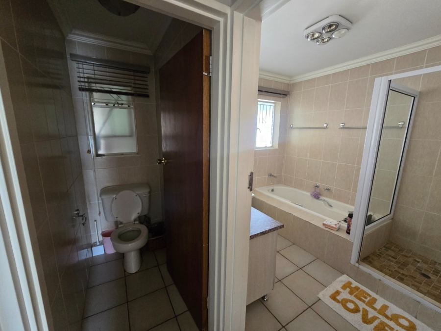 4 Bedroom Property for Sale in Dan Pienaar Free State